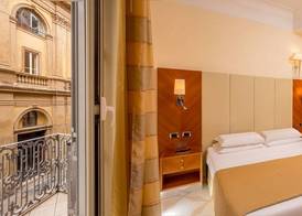 Suite Opera Rooms 5