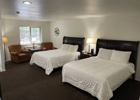 Mount Shasta Resort 3