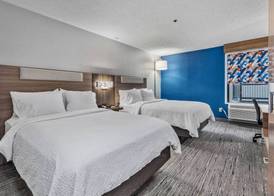Holiday Inn Express NEW ALBANY by IHG 4