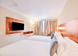 Palms Hotel & Retreat By Palette London Romford 5
