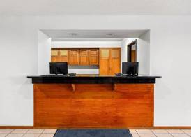 Quality Inn & Suites Howe - Sturgis 5