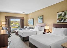 Ramada by Wyndham Drumheller Hotel & Suites 5
