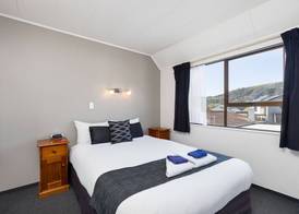 Kings Gate Motel 5