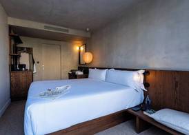 chic&basic Tokyo Hoose 5