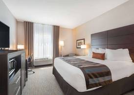 Wingate by Wyndham Altoona Downtown/Medical Center 4