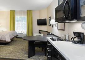 Candlewood Suites GROVE CITY - OUTLET CENTER by IHG 5