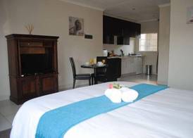 86 Edison Self Catering 2