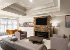 La Quinta Inn & Suites by Wyndham Bessemer 5