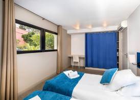 SOWELL Family Riviera 4