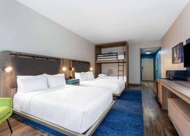 TRYP by Wyndham Orlando 3