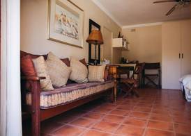 Claires of Sandton Luxury Guest House 4