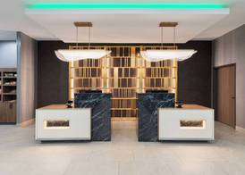 La Quinta Inn & Suites by Wyndham San Antonio at the RIM 2