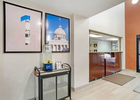 Comfort Inn Livingston 4