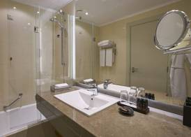 Suite Hotel Eden Mar - PortoBay 4