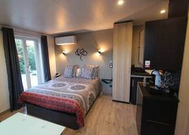 La chambre des Onglous 2