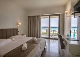 Iperion Beach Hotel 5