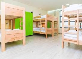 AI HOSTEL 4