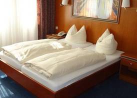 Hotel und Rasthof AVUS 4