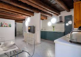 Sotto la torre Apartment 4