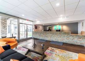 Quality Inn & Suites Vandalia near I-70 and Hwy 51 5