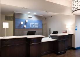 Holiday Inn Express & Suites EAST WICHITA I-35 ANDOVER by IHG 2