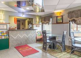 Econo Lodge Clarks Summit - Scranton 4