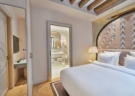 Maison Barrière Vendôme 5