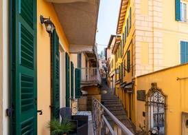 Stairway Apartment by Wonderful Italy 3