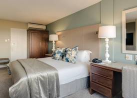 Protea Hotel by Marriott Karridene Beach 3