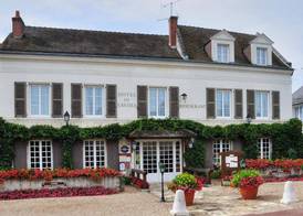 Logis Hôtel Auberge De L'ecole 2
