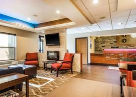 Comfort Inn Wings Stadium 4