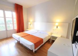 Hotel Villa Garbí 5
