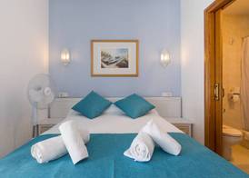 Hostal Ferrer 4