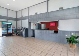 Red Roof Inn Nacogdoches 3
