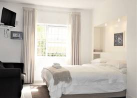 Footprints Self-Catering & B&B 3