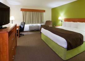 AmericInn by Wyndham Thief River Falls 5