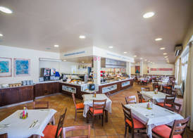 Aparthotel Holiday Center 3