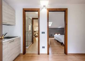 Emilia Studios 7 5