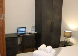 Guildford Hotel 4