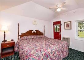 Perry's Motel and Cottages 5