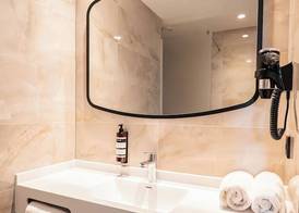 OZO Hotels De President Amsterdam Schiphol Airport 5