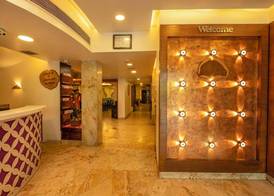 La Woods Hotel 5
