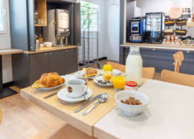 B&B HOTEL Nantes Aéroport 2