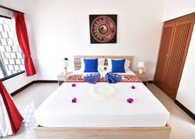 The Reef Resort 5