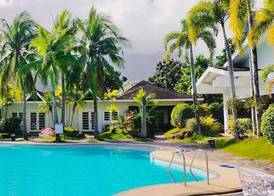 Chateau Bleu Resort 5