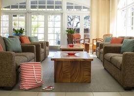 Coconut Waikiki Hotel 4