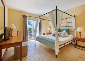 Pula Suites Boutique Resort 5