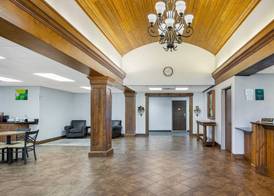 Quality Inn & Suites Monterey I-40 3