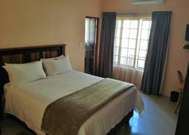 Africlassic River Lodge- Rivonia 5