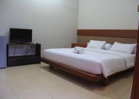 Semarandana Bedrooms and Pool 4